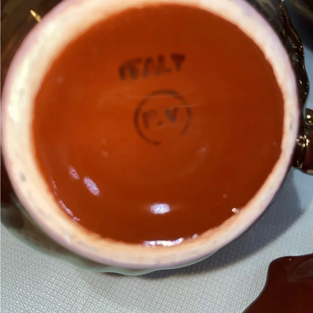 Vtg Italian PV Peasant Village Bronze Ceramic Plate w/ Matching Mug set of 2 - Picture 8 of 10